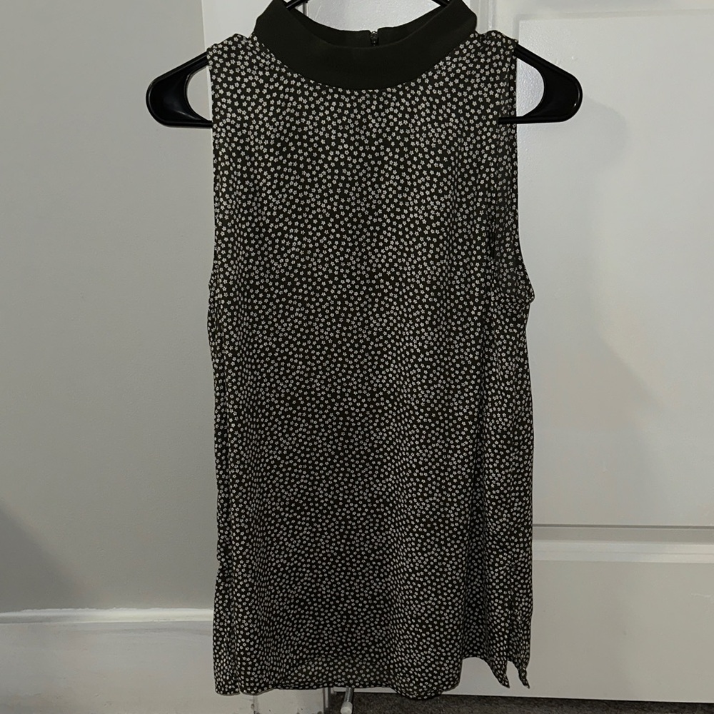 LOFT Black and White Sleeveless Blouse